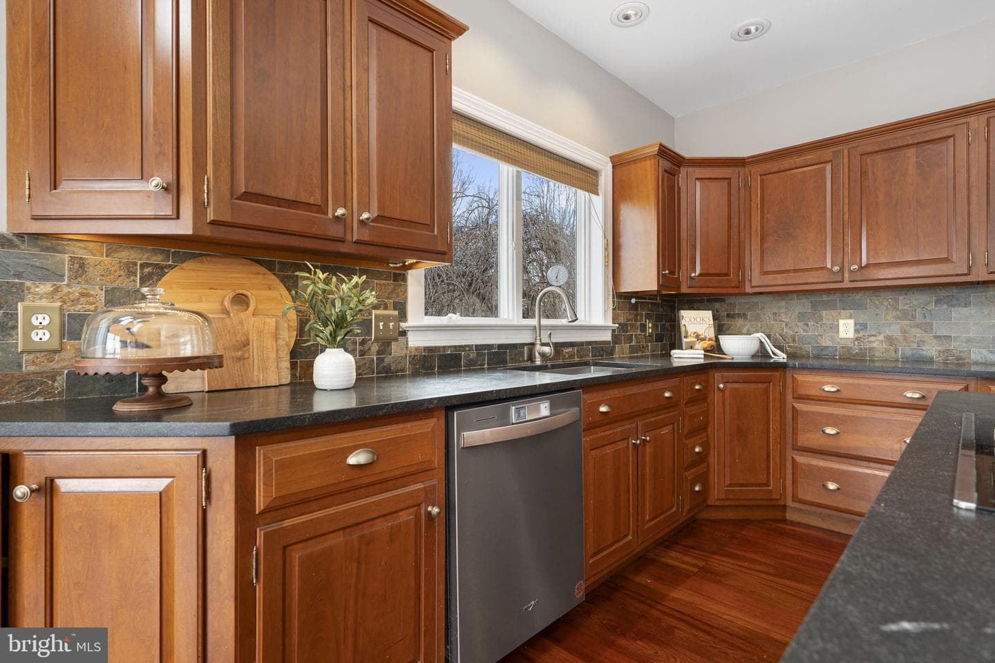 120 Lyndell Road photo 9
