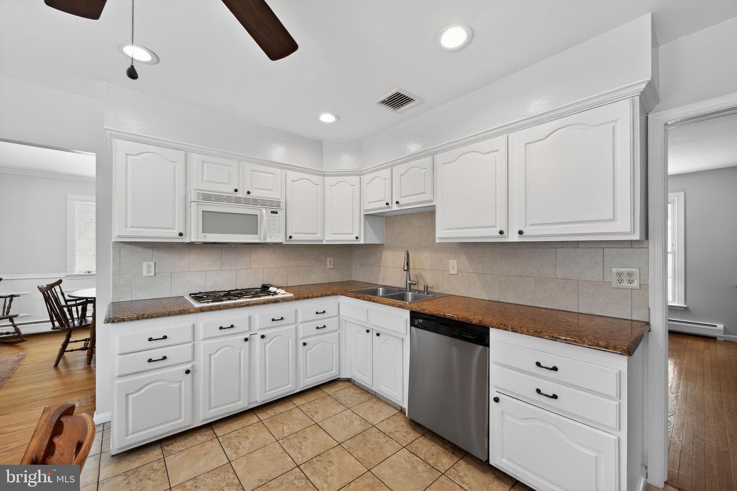 51 Oakland Drive photo 15
