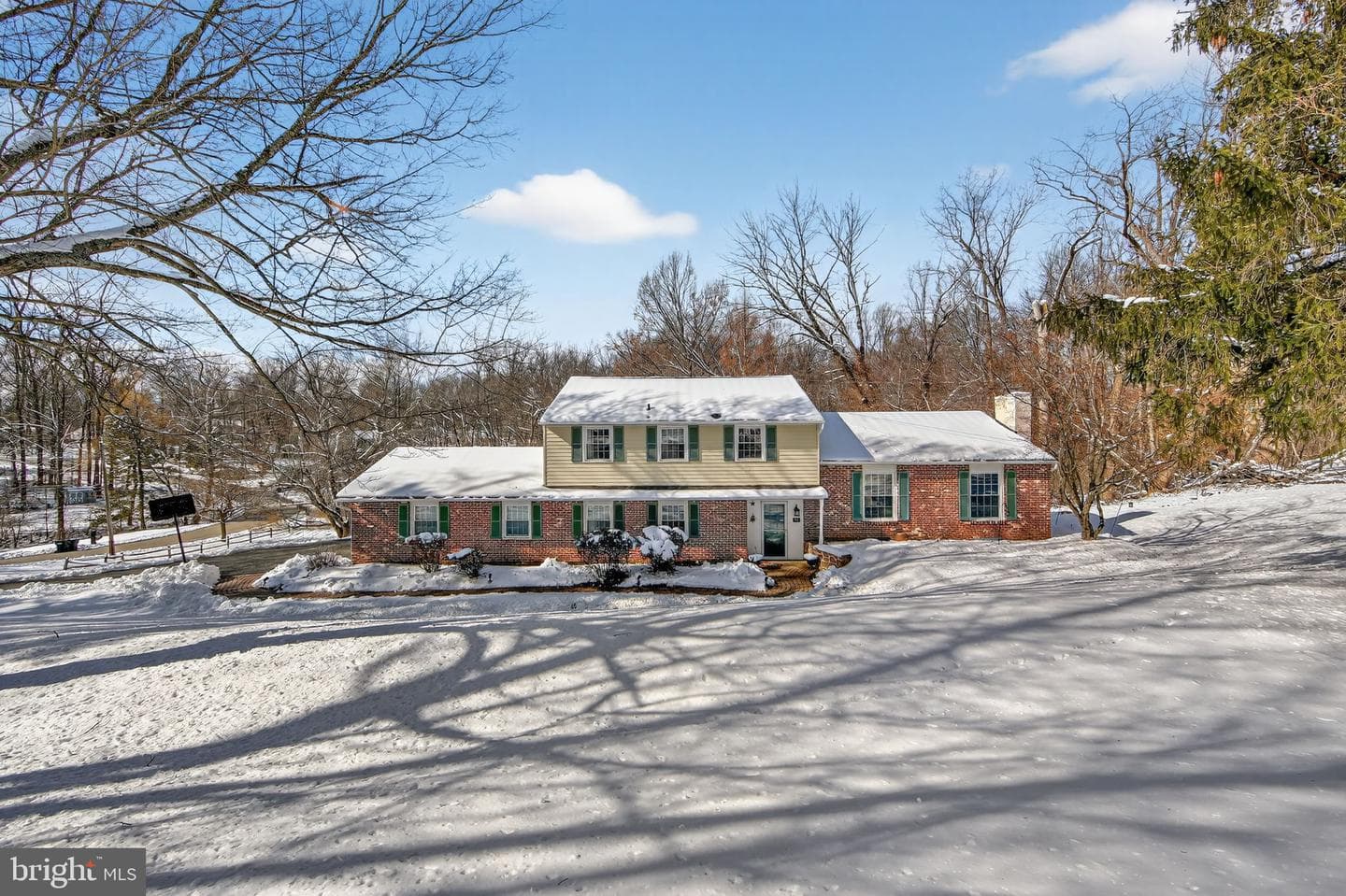 51 Oakland Drive photo 2