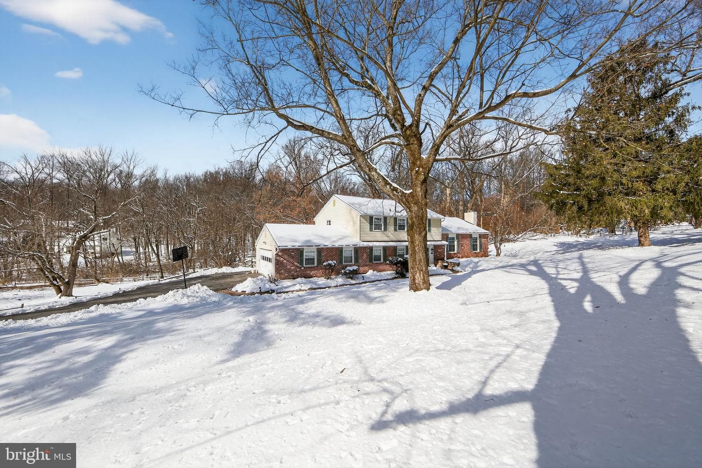 51 Oakland Drive photo 3