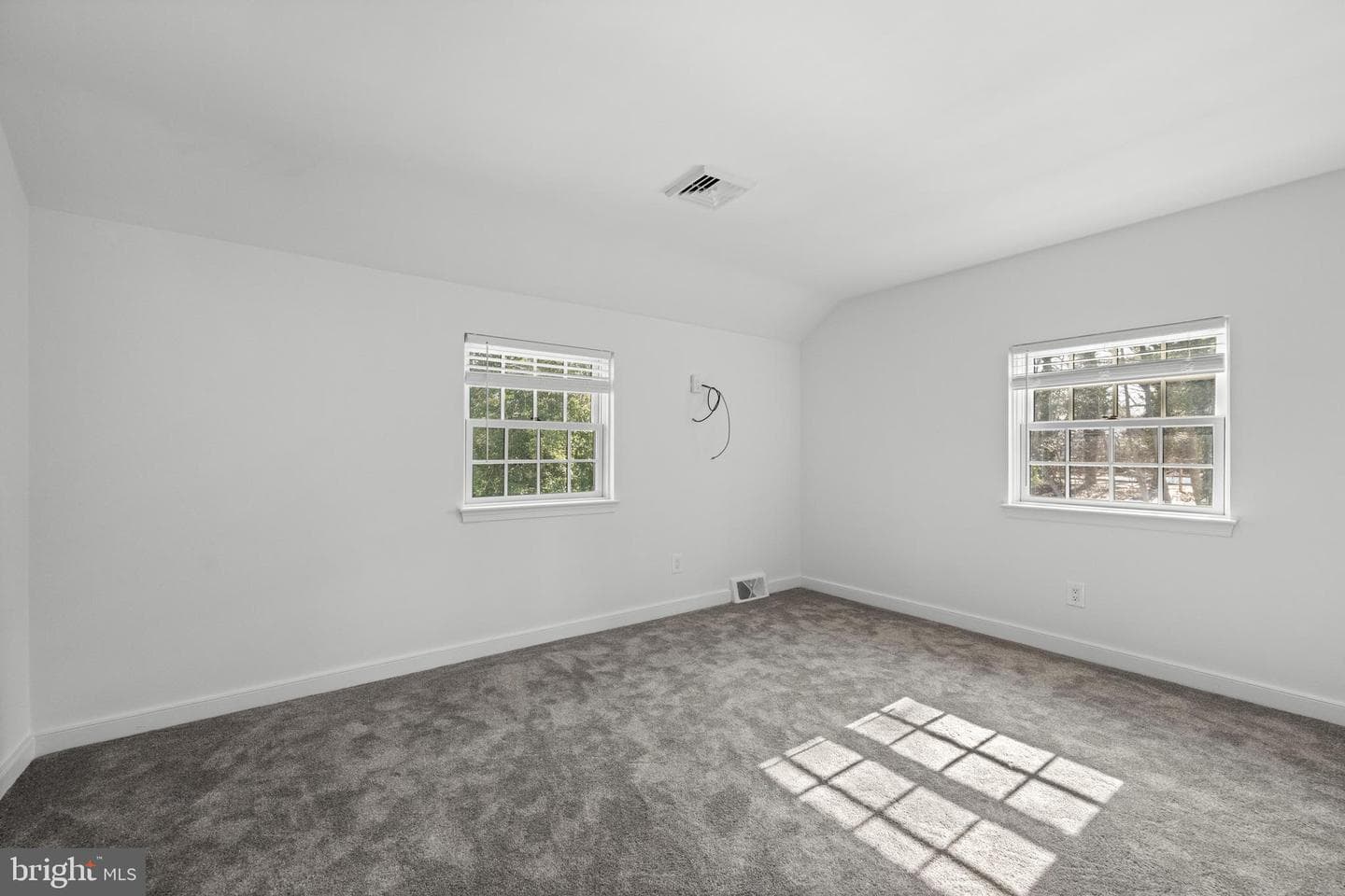 130 Beaumont Road photo 27