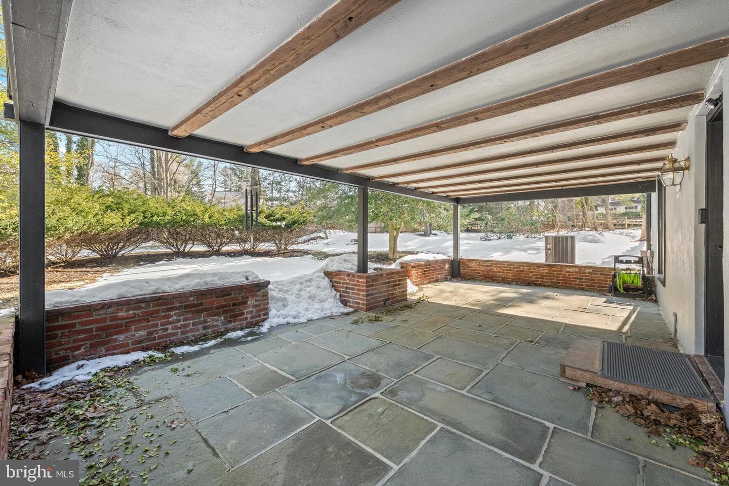 130 Beaumont Road photo 33