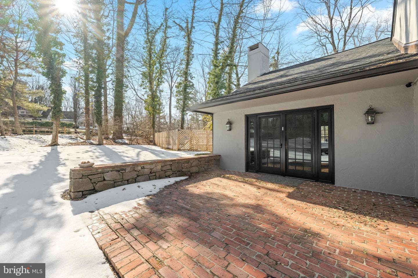 130 Beaumont Road photo 34