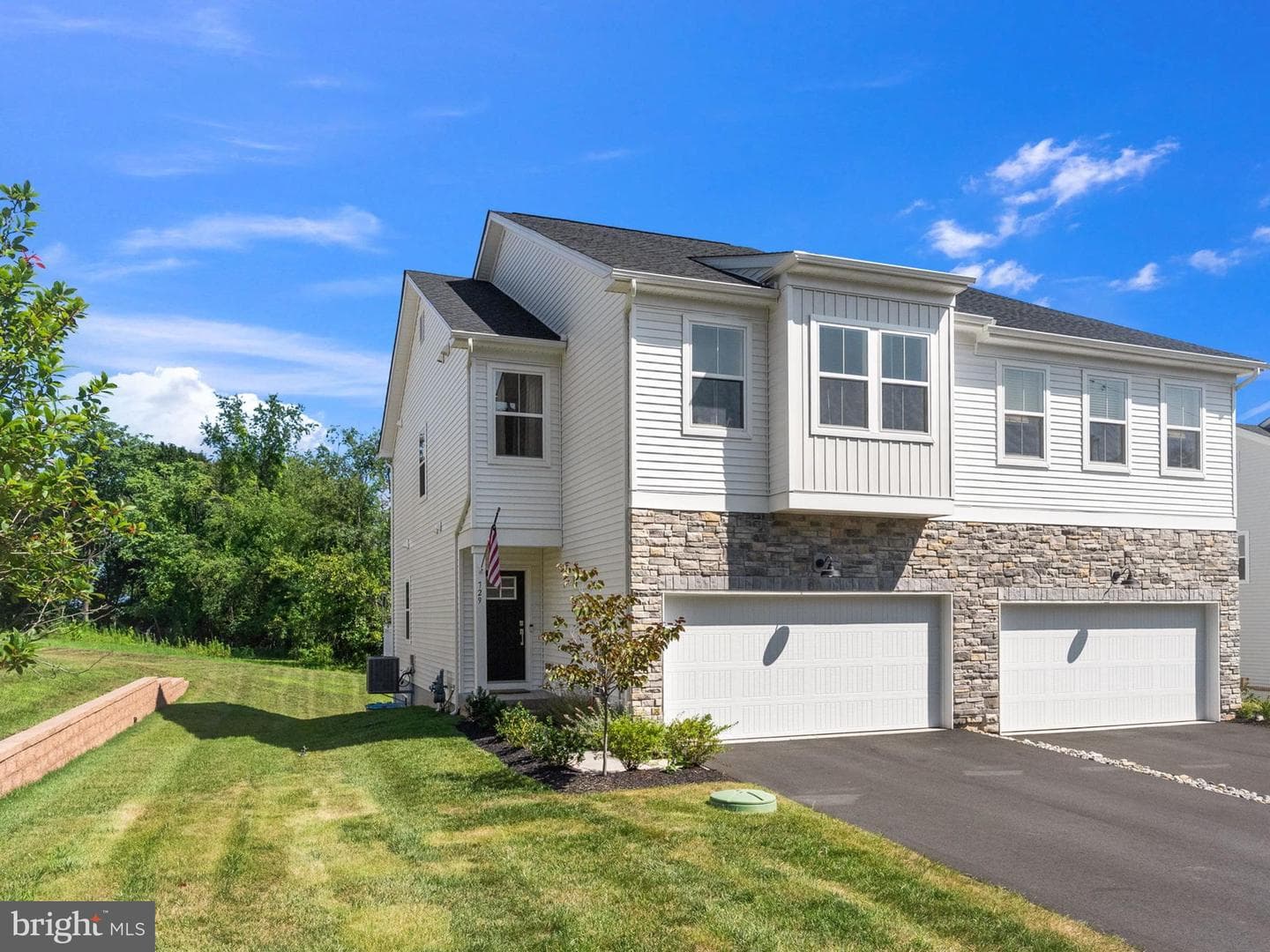 729 Hunsberger Road