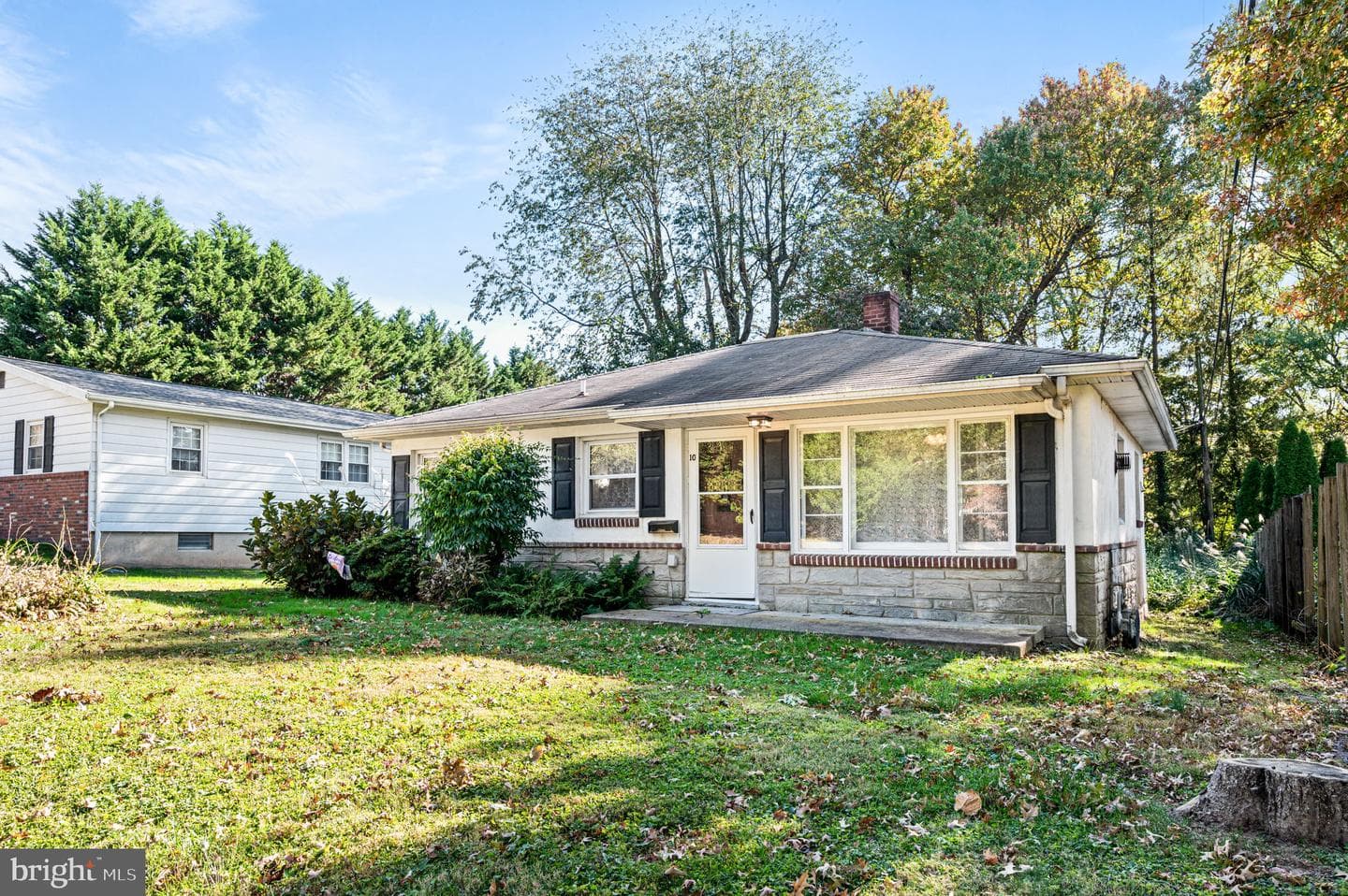 10 W Summit Avenue photo 3