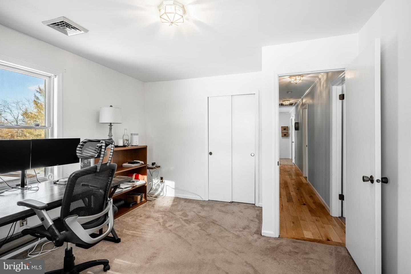 401 Marshall Road photo 19