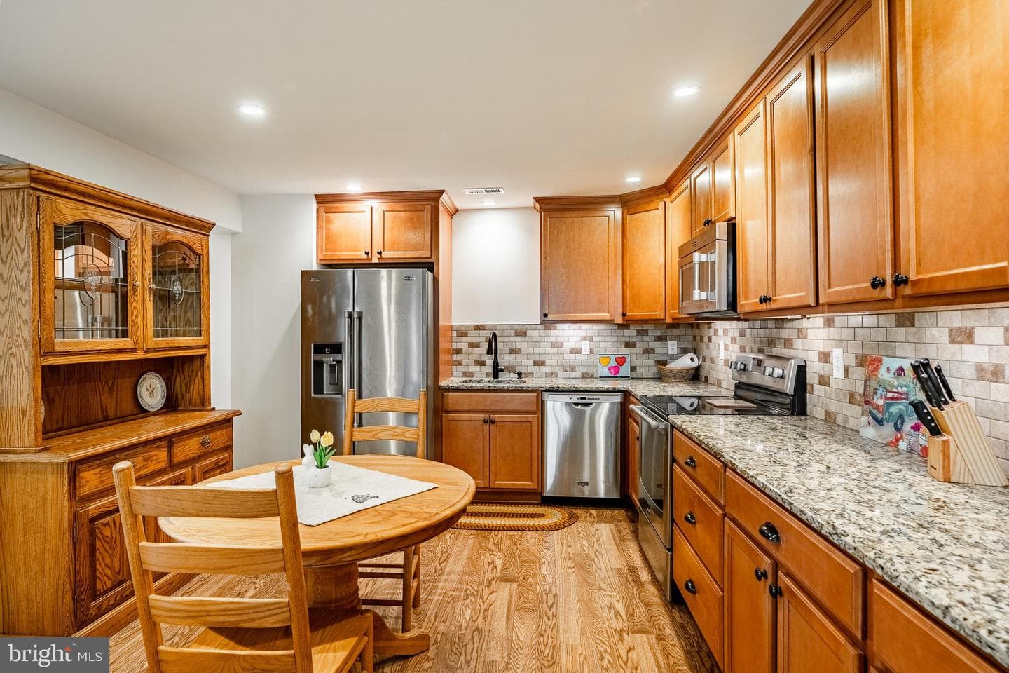 401 Marshall Road photo 25