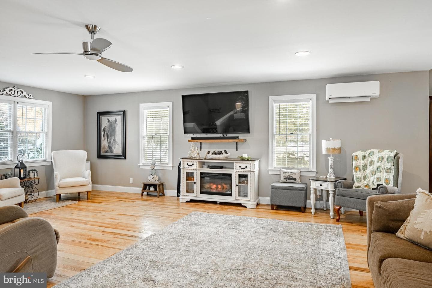 401 Marshall Road photo 4