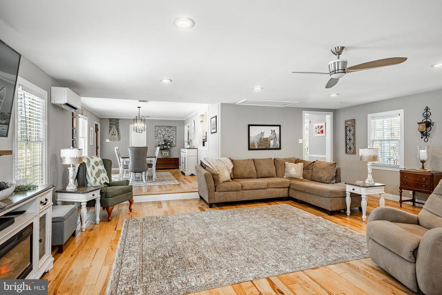 401 Marshall Road photo 6