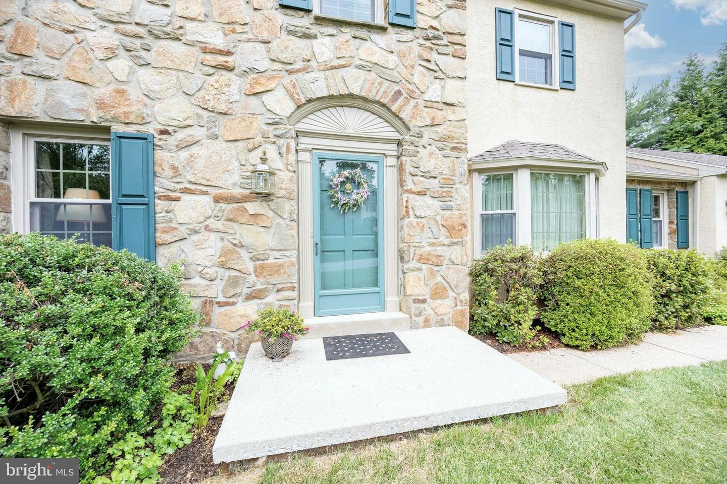 1308 S Tulip Drive photo 4