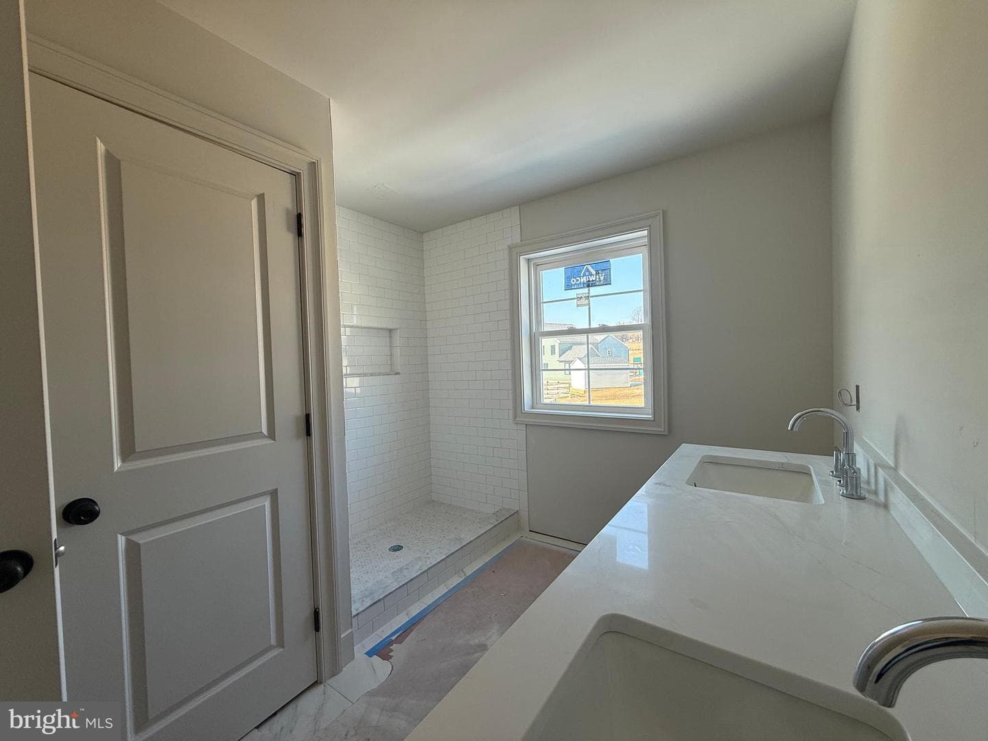 253 Beaumont Drive photo 22