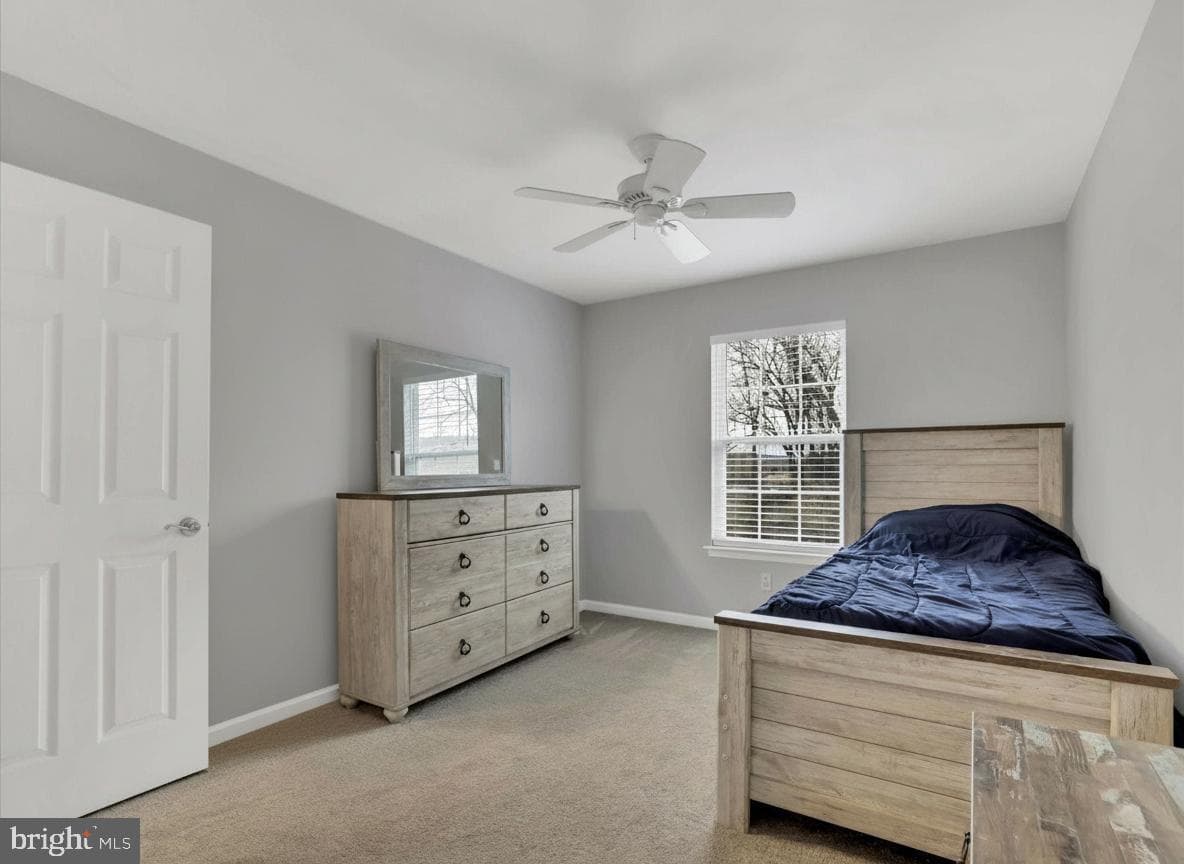 258 Thornridge Drive photo 32