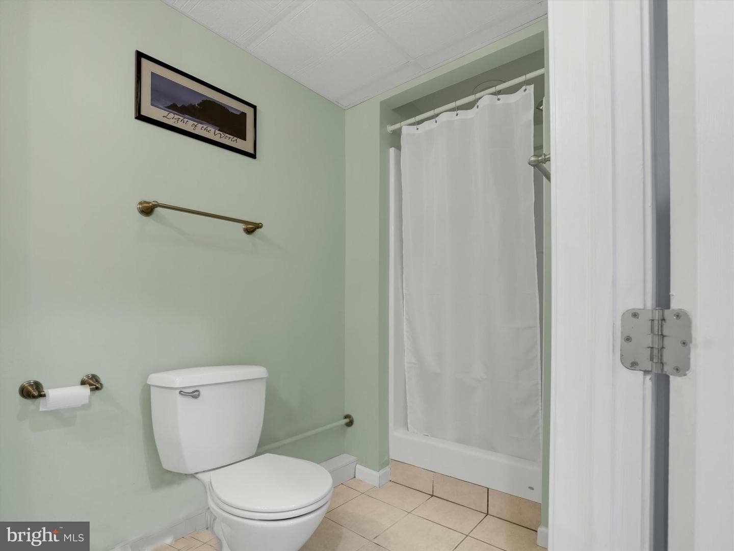 258 Thornridge Drive photo 38