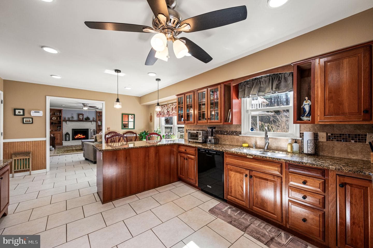 103 Kurtz Lane photo 5