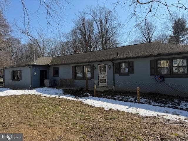 1810 Ridgeview Drive photo 1