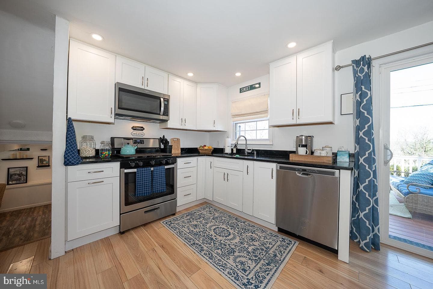 36 Sunset Drive photo 20