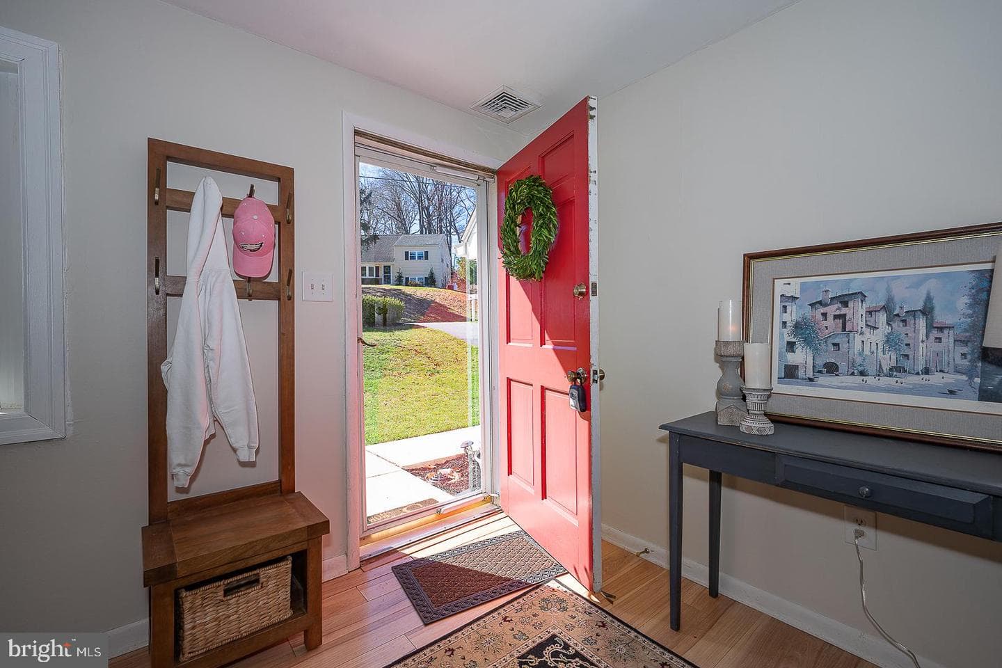 36 Sunset Drive photo 4