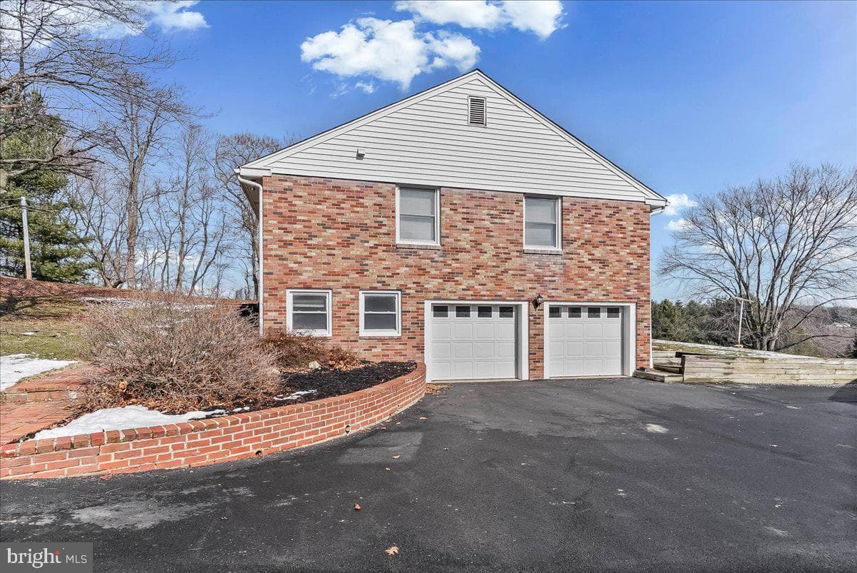 205 Northbank Road photo 29