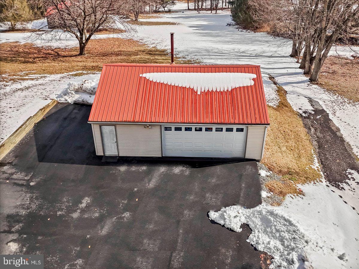 205 Northbank Road photo 5