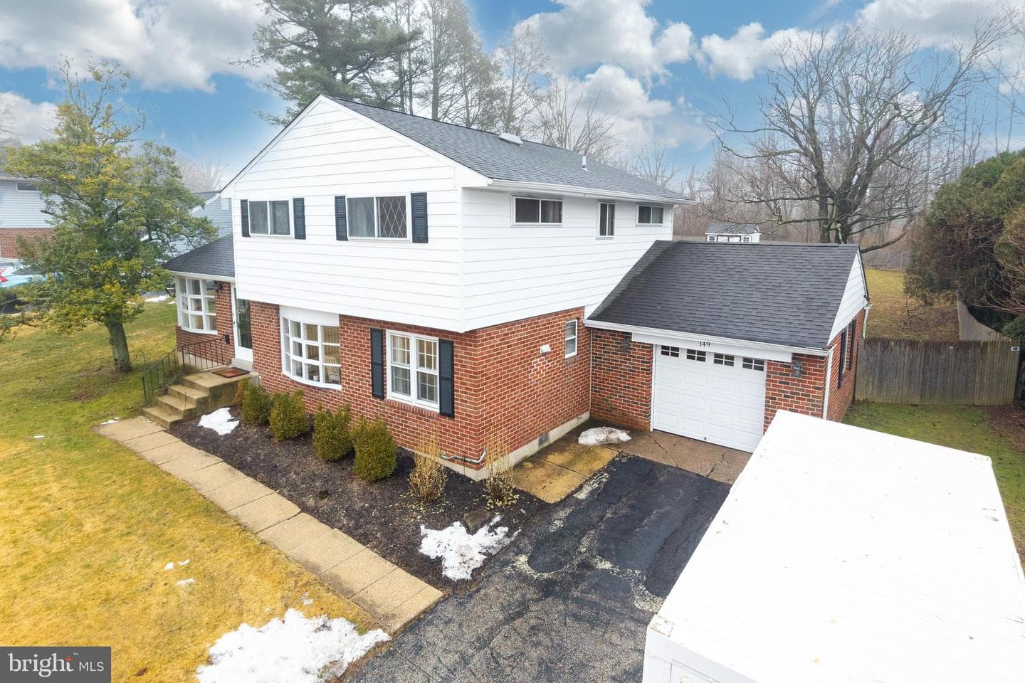 149 Conestoga Road photo 3