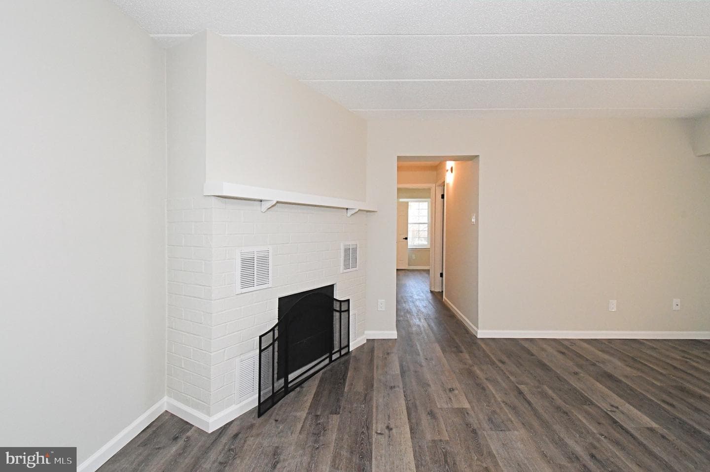 613 Washington Place #13 photo 25