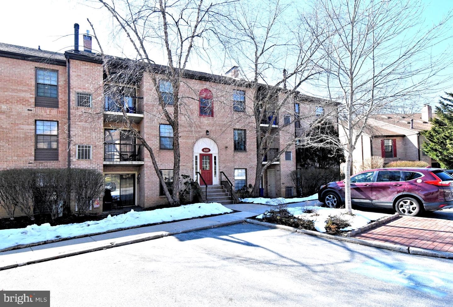 613 Washington Place #13 photo 46
