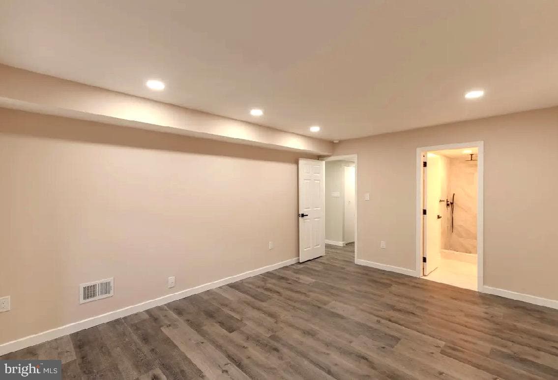 293 Valley Stream Lane #293 photo 10