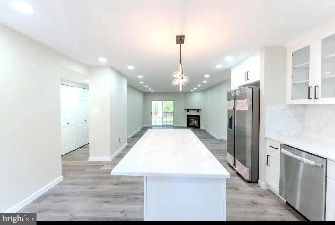 293 Valley Stream Lane #293 photo 2