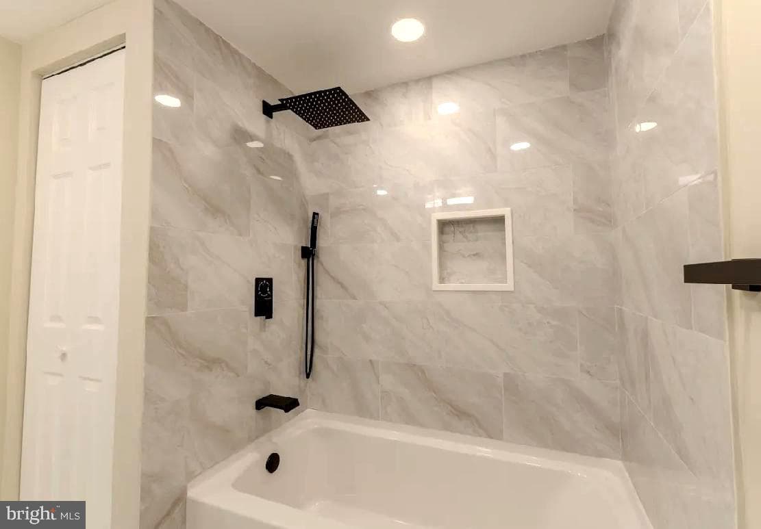 293 Valley Stream Lane #293 photo 9