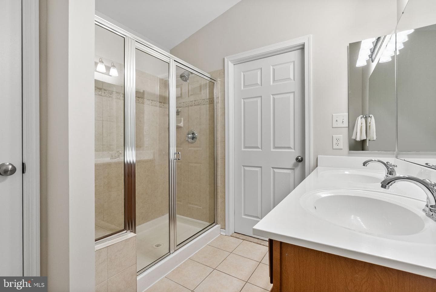 256 S Savanna Drive photo 35