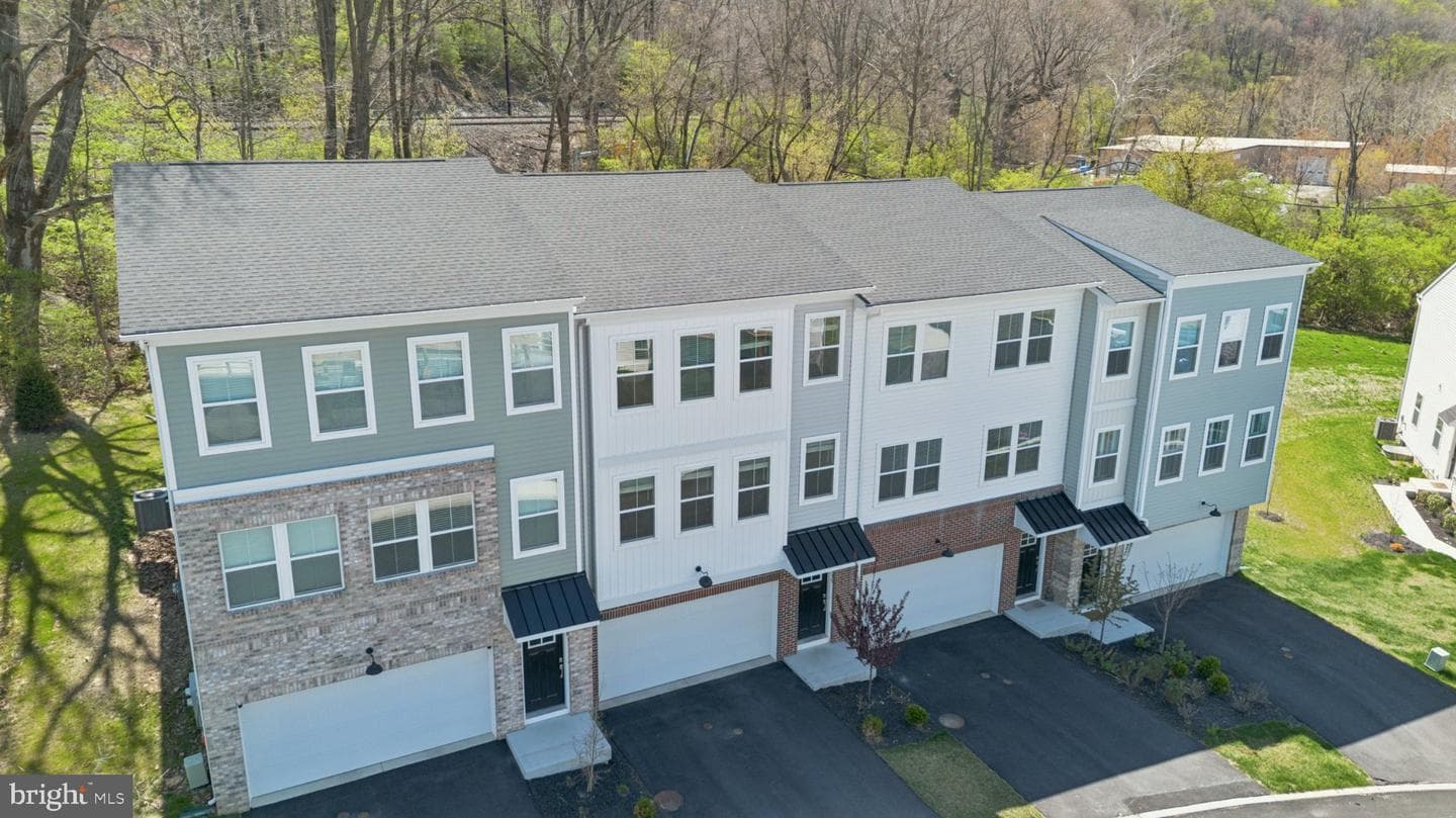 135 Four Leaf Drive, Downingtown