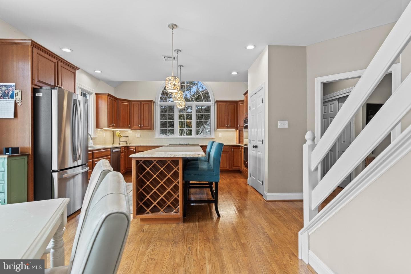 825 Bainbridge Drive photo 28