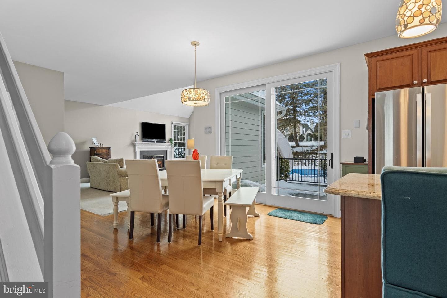 825 Bainbridge Drive photo 32