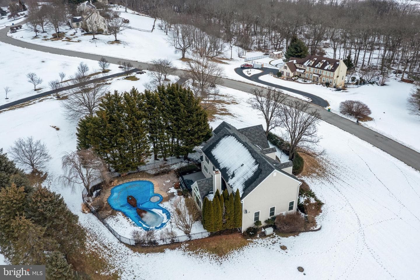 825 Bainbridge Drive photo 8