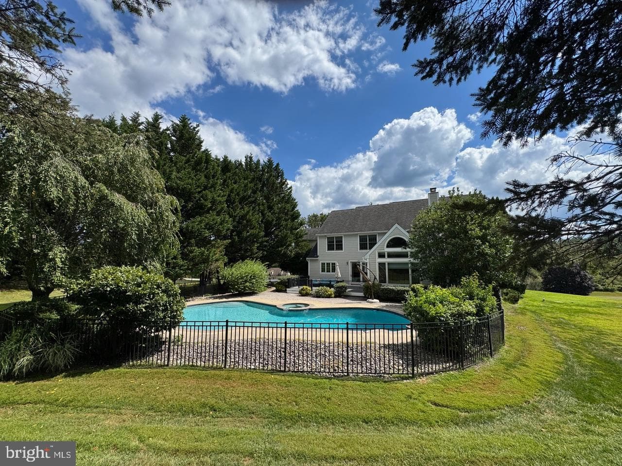 825 Bainbridge Drive photo 83