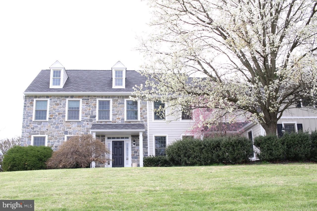 825 Bainbridge Drive photo 86