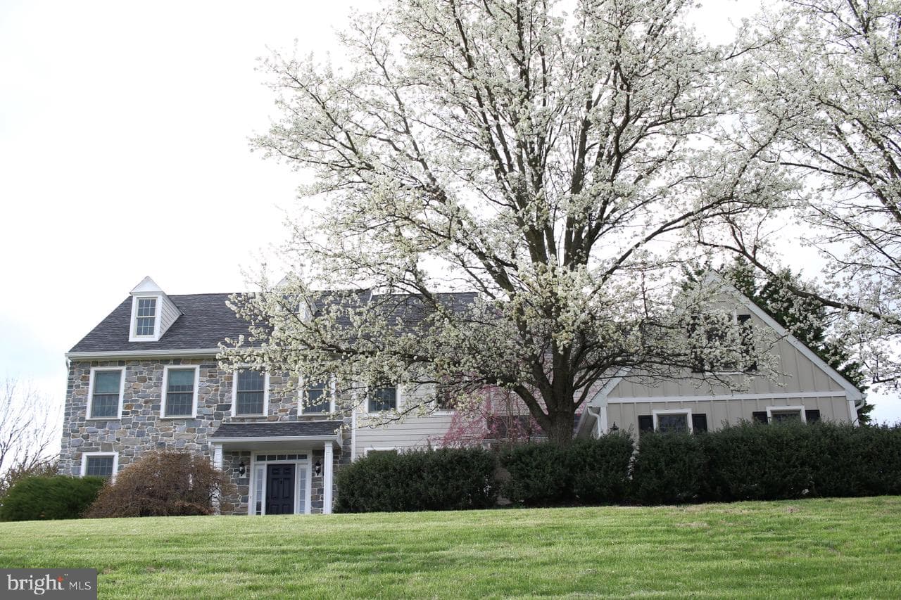 825 Bainbridge Drive photo 88