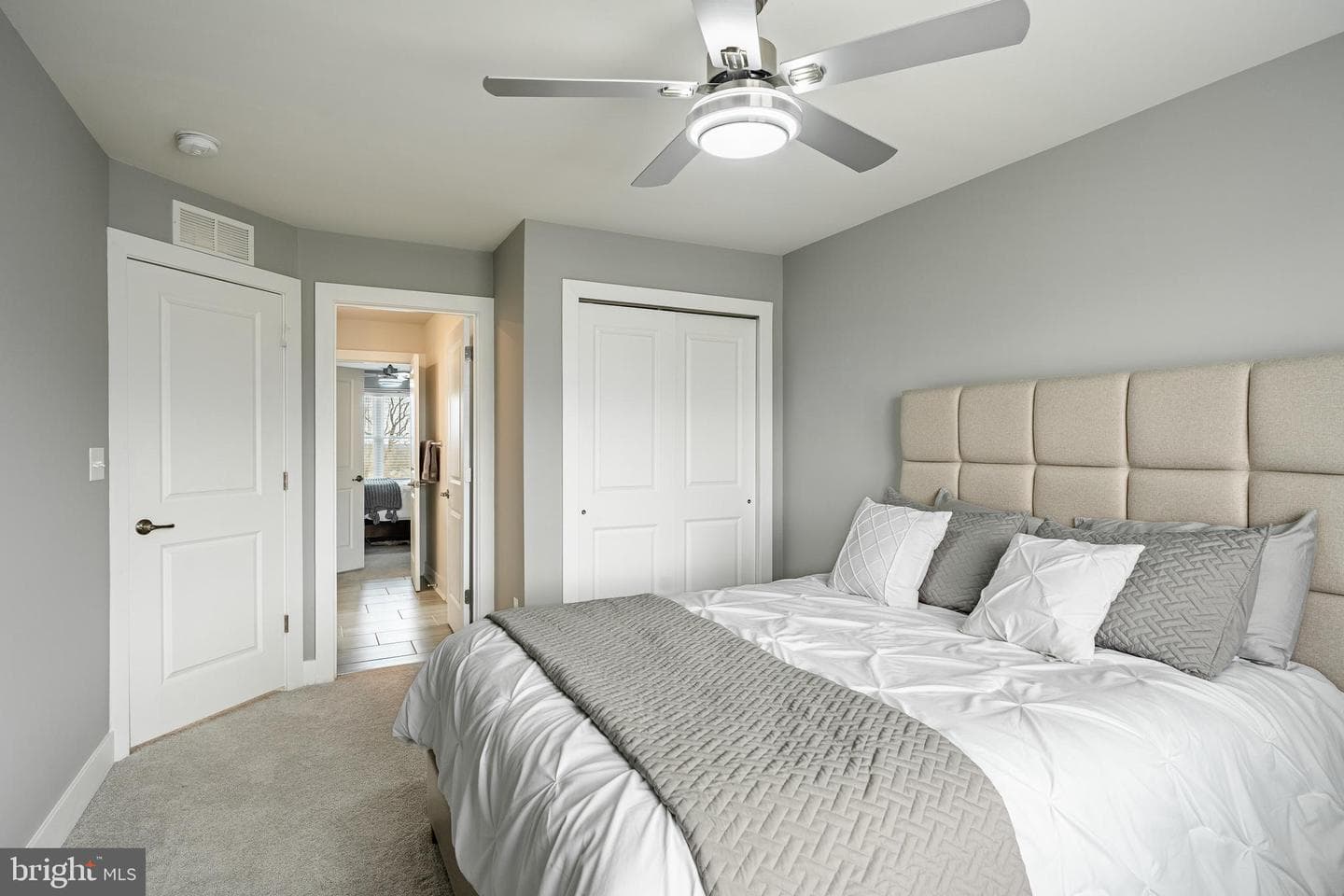 132 Violet Way photo 24
