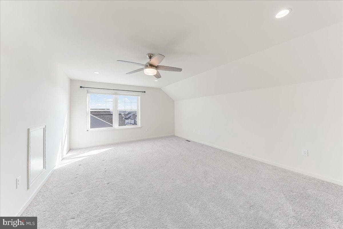 245 Flintwood Drive photo 33