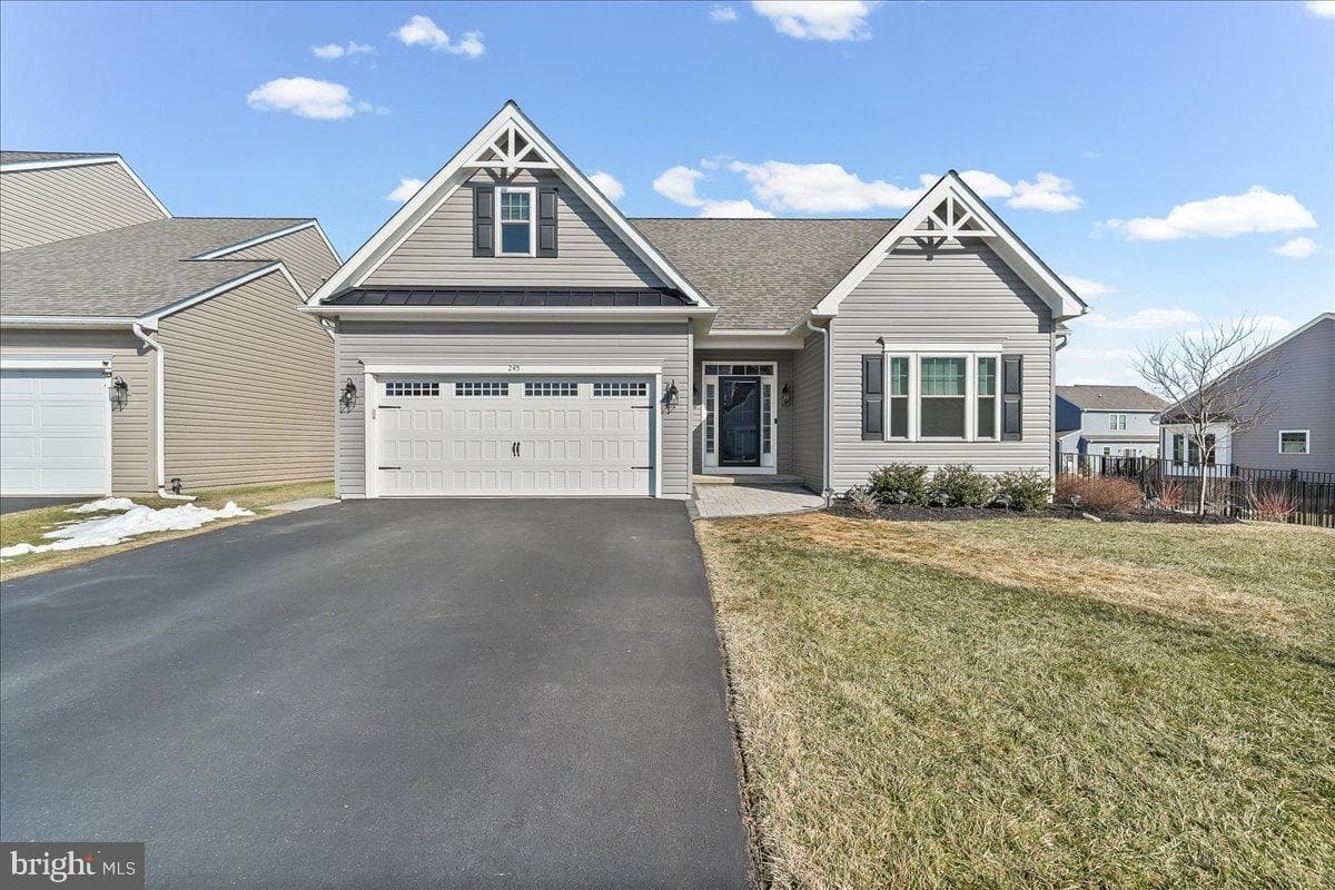 245 Flintwood Drive photo 42