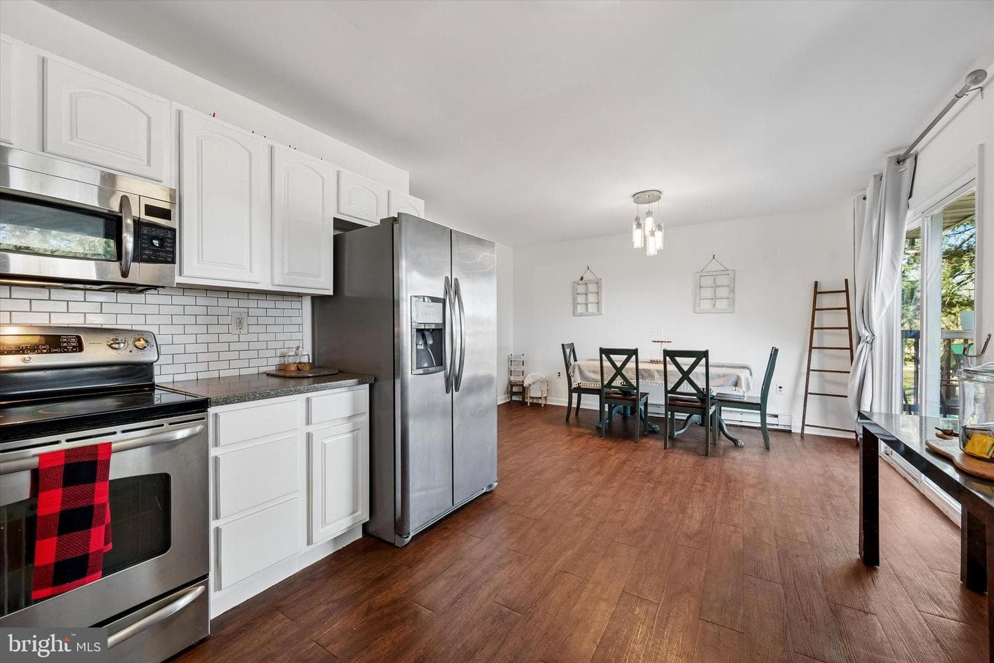 210 Valley Green Drive photo 10