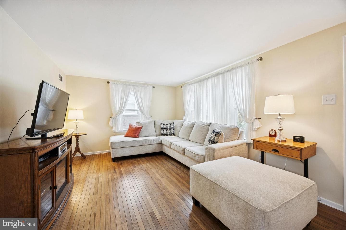 84 W Schuylkill Road photo 4