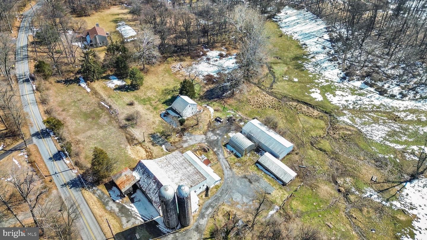 1250 New Philadelphia Road photo 20