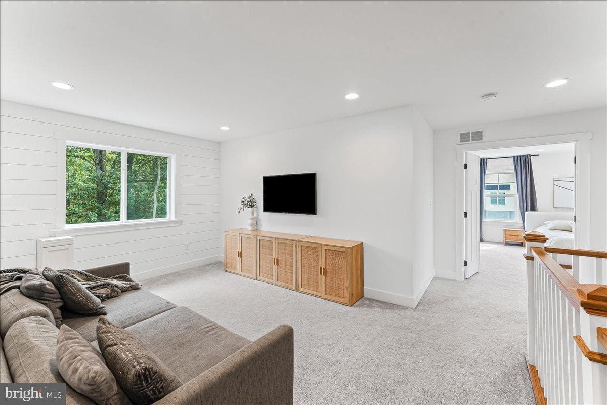 1051 Glen Hall Road photo 35