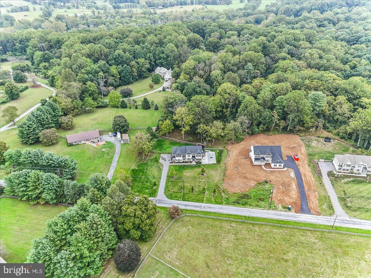 1051 Glen Hall Road photo 51