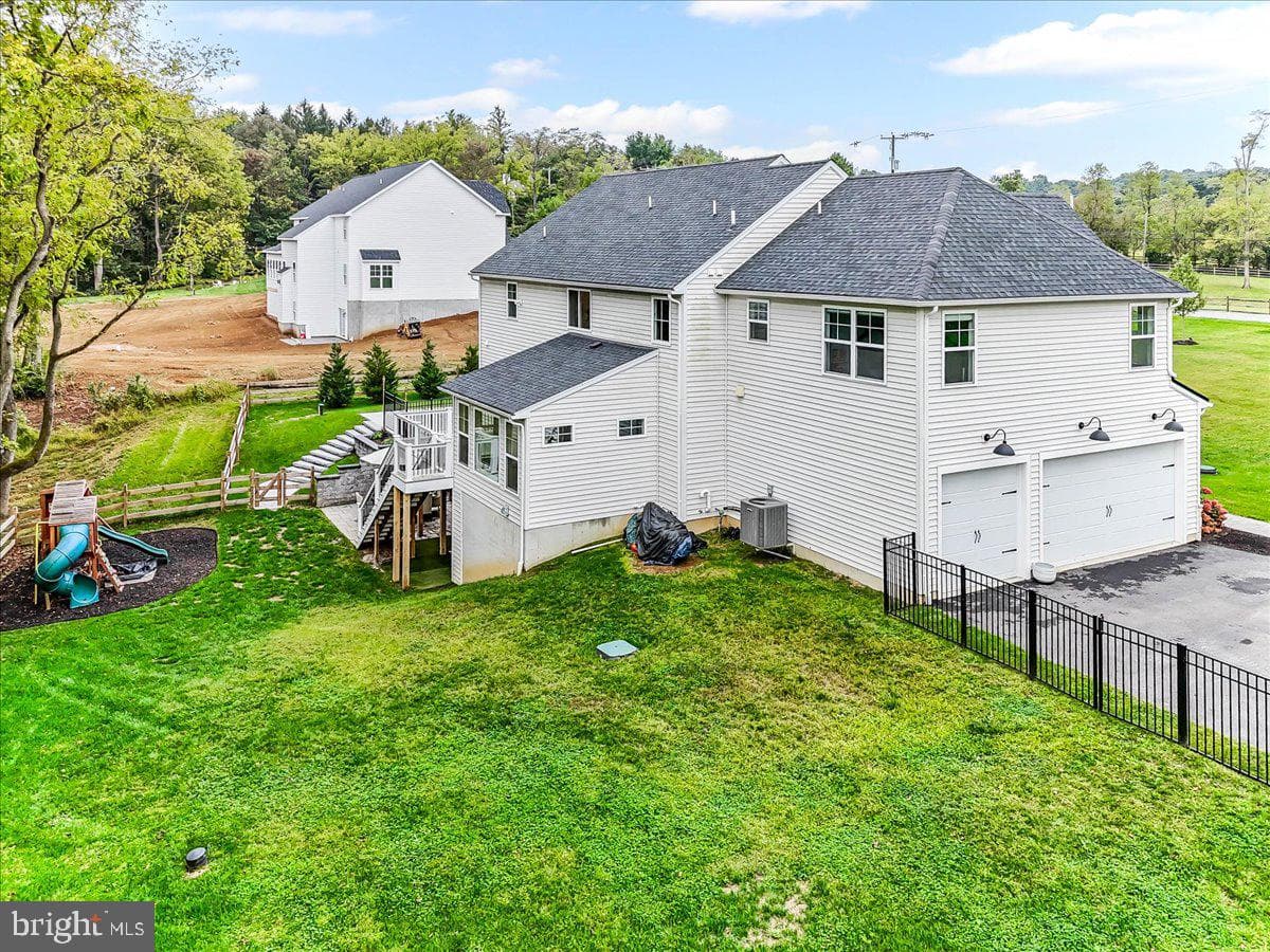 1051 Glen Hall Road photo 54