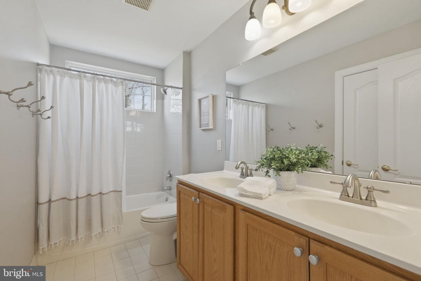 1319 Jamestown Drive photo 28