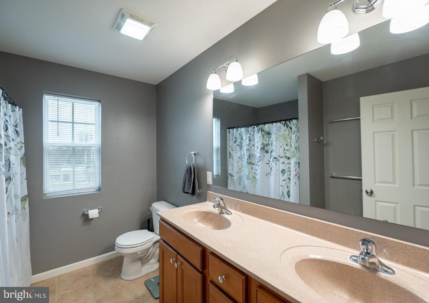 100 N Harner Boulevard photo 37