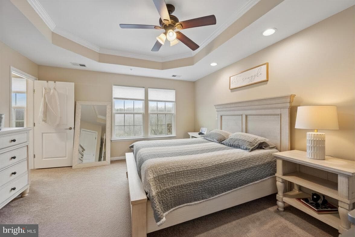1843 Honeysuckle Court photo 6