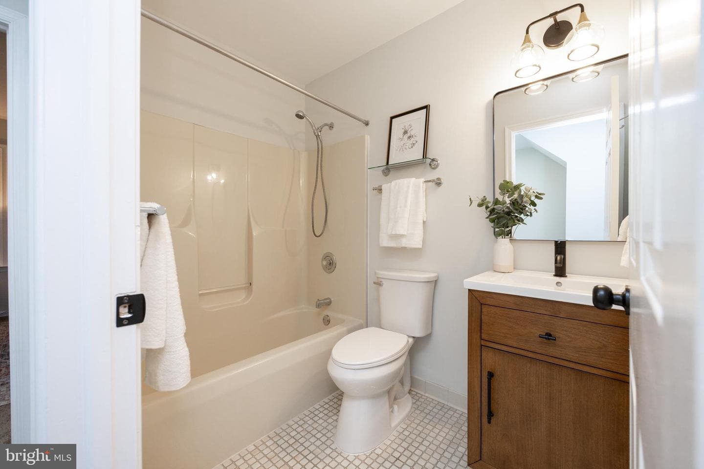 525 Pickering Station Drive photo 22
